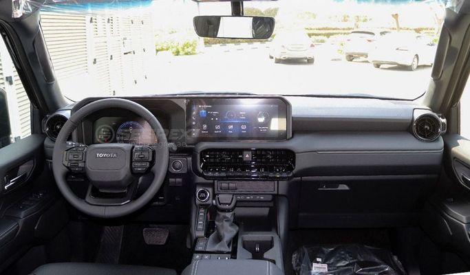 Новый Toyota Land Cruiser Prado 250 Series, 2.4 л, 2025 в Дубае от Segrex Auto Черный цвет. GCC | AUTO.AE