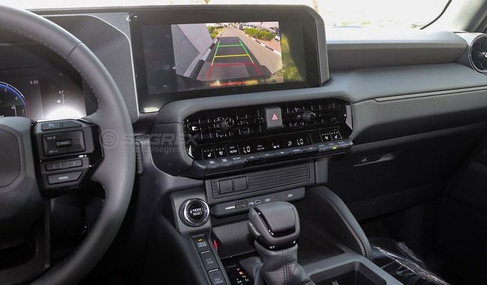 Новый Toyota Land Cruiser Prado 250 Series, 2.4 л, 2025 в Дубае от Segrex Auto Черный цвет. GCC | AUTO.AE