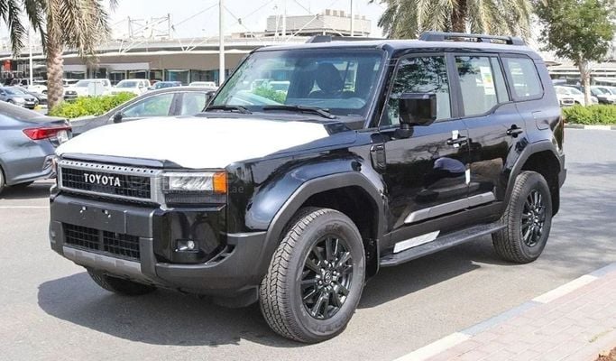 Новый Toyota Land Cruiser Prado 250 Series, 2.4 л, 2025 в Дубае от Segrex Auto Черный цвет. GCC | AUTO.AE