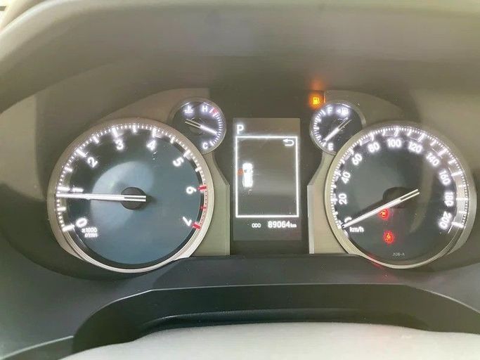 Подержанный Toyota Land Cruiser Prado 150 Series Рестайлинг 3, 4.0 л, 2022 в Дубае от Shalimar Белый цвет. GCC | AUTO.AE