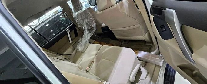 New Toyota Land Cruiser Prado 150 Series Facelift 3, 4.0 l, 2023 in Dubai by ABA Cars, White color. GCC Specs | AUTO.AE