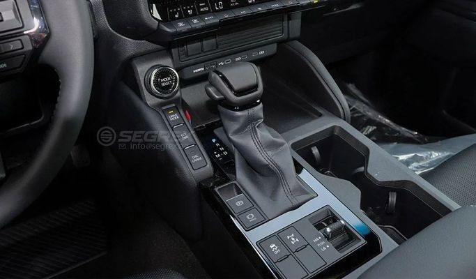 Новый Toyota Land Cruiser Prado 250 Series, 2.4 л, 2025 в Дубае от Segrex Auto Черный цвет. GCC | AUTO.AE