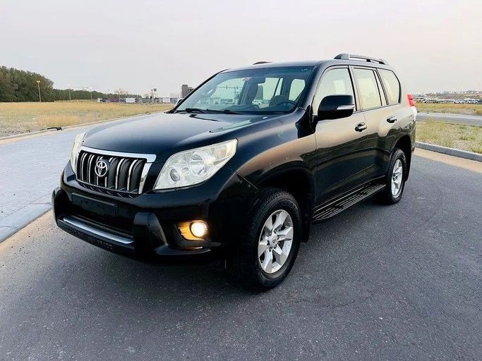 Подержанный Toyota Land Cruiser Prado 150 Series Рестайлинг 1, 3.0 л, 2013 в Дубае от Abdo Al Muthanna Used Cars Черный цвет. GCC | AUTO.AE
