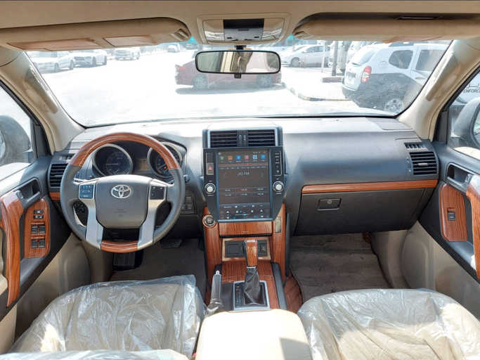 Used Toyota Land Cruiser Prado 150 Series, 4.0 l, 2010 in Dubai by Abdo Al Muthanna Used Cars, Black color. GCC Specs | AUTO.AE