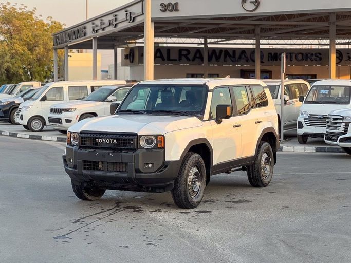 Новый Toyota Land Cruiser Prado 250 Series, 2.4 л, 2025 в Дубае от Al Rawnaq Motors  Белый цвет. GCC | AUTO.AE