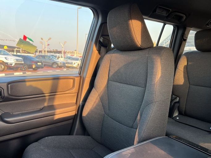 Новый Toyota Land Cruiser Prado 250 Series, 2.4 л, 2025 в Дубае от Al Rawnaq Motors  Белый цвет. GCC | AUTO.AE