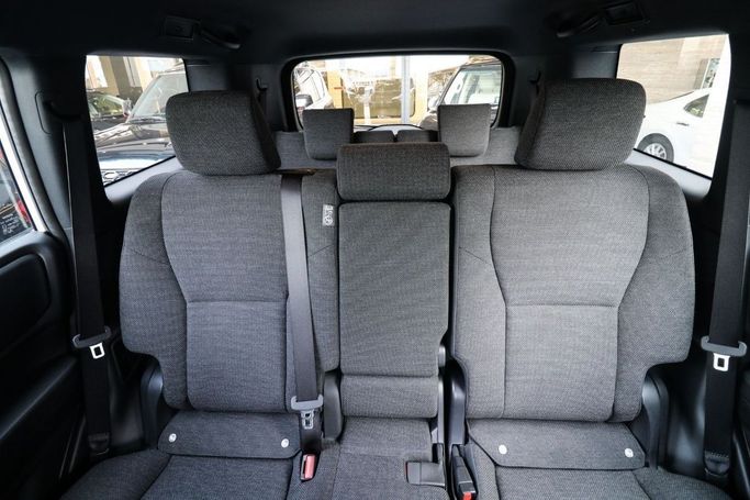 New Toyota Land Cruiser Prado 250 Series, 2.4 l, 2024 in Dubai by Atlantic Motors FZCO, White color. GCC Specs | AUTO.AE