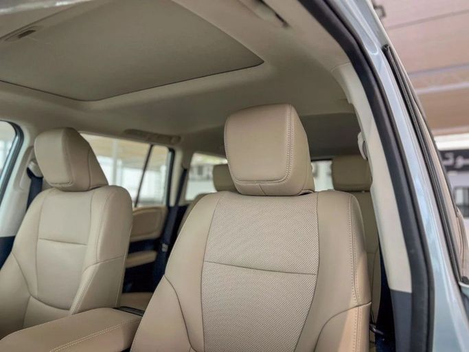 Новый Toyota Land Cruiser Prado 250 Series, 2.4 л, 2024 в Дубае от Al Rawnaq Motors  Белый цвет. GCC | AUTO.AE