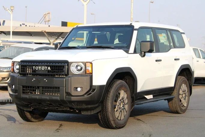 New Toyota Land Cruiser Prado 250 Series, 2.8 l, 2024 in Dubai by Wafrah Automotive Fzco, White color. GCC Specs | AUTO.AE