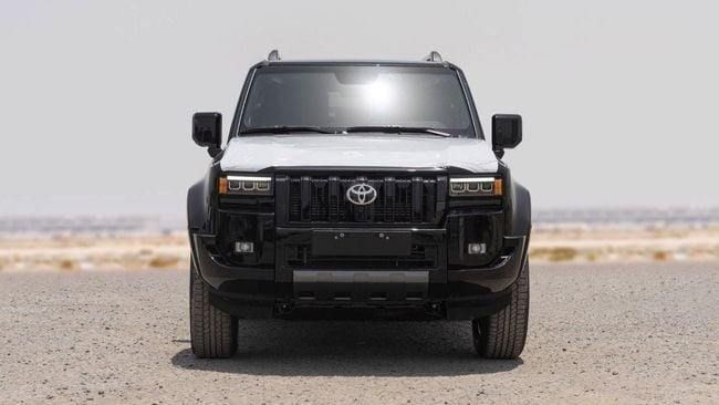 Новый Toyota Land Cruiser Prado 250 Series, 2.4 л, 2025 в Дубае от TARGET MOTORS FZE Черный цвет. Европейская | AUTO.AE
