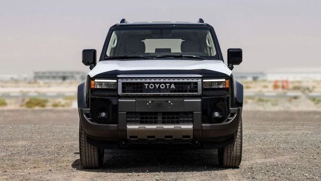 Новый Toyota Land Cruiser Prado 250 Series, 2.7 л, 2025 в Дубае от TARGET MOTORS FZE Черный цвет. Other | AUTO.AE