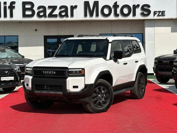 Новый Toyota Land Cruiser Prado 250 Series, 2.4 л, 2025 в Дубае от Alif Bazar Motors Белый цвет. Канадская | AUTO.AE
