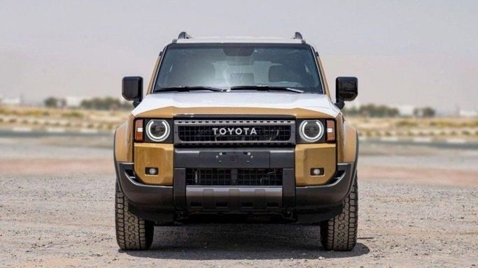 جديدة Toyota Land Cruiser Prado سلسلة 250, 2.8 l, 2025 في في دبي من TARGET MOTORS FZE، اللون ذهبي. مواصفات الخليج | AUTO.AE