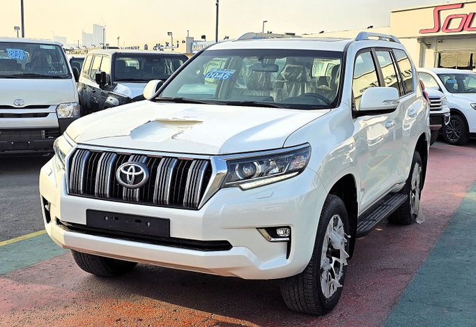 جديدة Toyota Land Cruiser Prado 150 Series 150 Series Facelift 2, 4.0 l, 2023 في في دبي من Soltan Auto، اللون أبيض. مواصفات الخليج | AUTO.AE