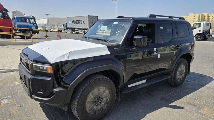 Новый Toyota Land Cruiser Prado 250 Series, 2.4 л, 2025 в Дубае от Mercury Global FZCO Черный цвет.  | AUTO.AE