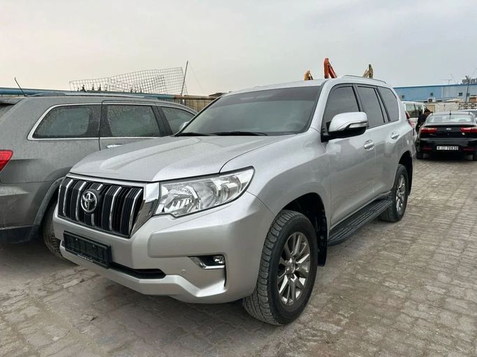 مستعملة Toyota Land Cruiser Prado 150 Series 150 Series Facelift 2, 4.0 l, 2019 في في دبي من REAAN MOTORS FZE، اللون فضي. مواصفات الخليج | AUTO.AE