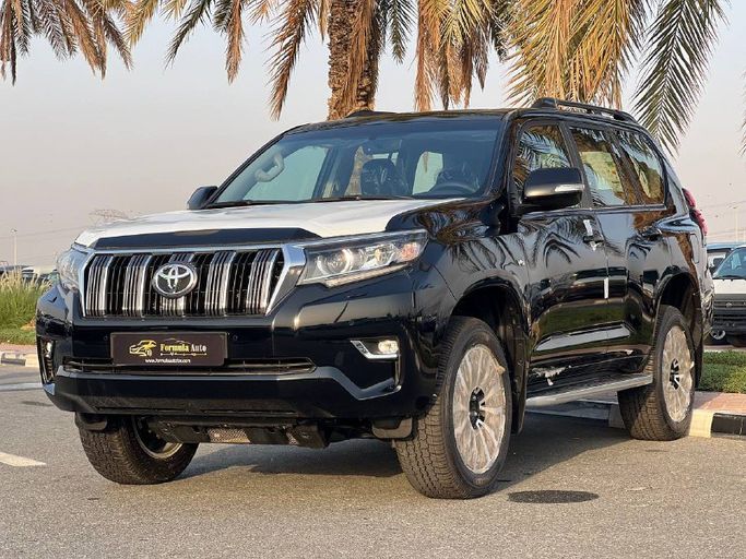 جديدة Toyota Land Cruiser Prado 150 Series 150 Series Facelift 2, 4.0 l, 2023 في في دبي من FORMULA AUTO، اللون أسود.  | AUTO.AE