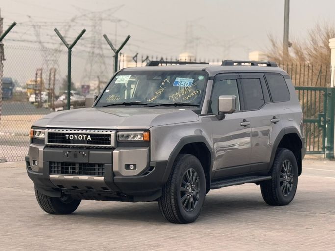 جديدة Toyota Land Cruiser Prado سلسلة 250, 2.8 l, 2025 في في دبي من AL HUSNAIN MOTORS FZE، اللون بني.  | AUTO.AE | إعلان #243889