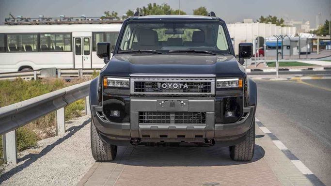 جديدة Toyota Land Cruiser Prado سلسلة 250, 2.4 l, 2026 في في دبي من Auto Vision LLC، اللون أسود.  | AUTO.AE | إعلان #245131