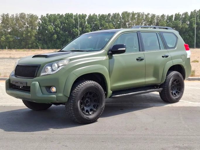 مستعملة Toyota Land Cruiser Prado السلسلة 150, 4.0 l, 2012 في في دبي من Hashem Used Cars، اللون أخضر. مواصفات الخليج | AUTO.AE