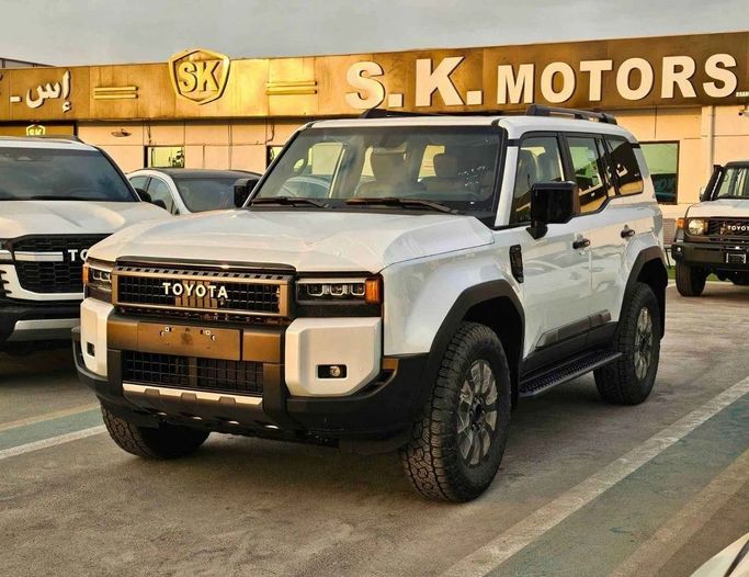 Новый Toyota Land Cruiser Prado 250 Series, 2.8 л, 2026 в Дубае от SK Motors Белый цвет. GCC | AUTO.AE | Объявление #257502