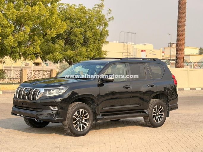 Used Toyota Land Cruiser Prado 150 Series Facelift 2, 2.8 l, 2021 in Dubai by Alhamd Motors, Black color.  | AUTO.AE | Listing #258925