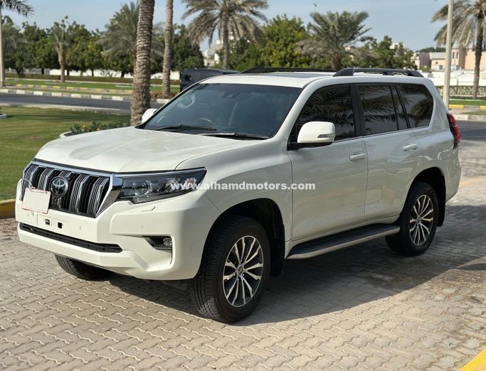 Used Toyota Land Cruiser Prado 150 Series Facelift 3, 2.8 l, 2021 in Dubai by Alhamd Motors, White color.  | AUTO.AE | Listing #258935