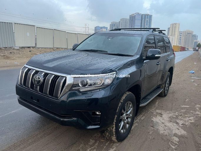 مستعملة Toyota Land Cruiser Prado 150 سلسلة 150 Series Facelift 3, 2.8 l, 2020 في في دبي من Alhamd Motors، اللون أسود.  | AUTO.AE | إعلان #258968