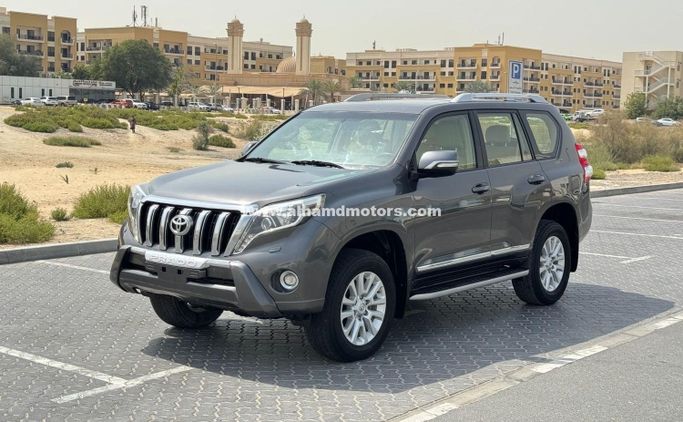 Подержанный Toyota Land Cruiser Prado 150 Series Рестайлинг 1, 4.0 л, 2017 в Дубае от Alhamd Motors Серый цвет.  | AUTO.AE | Объявление #260030