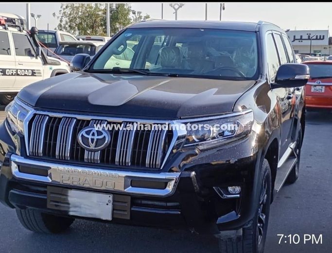 Подержанный Toyota Land Cruiser Prado 150 Series, 2.7 л, 2010 в Дубае от Alhamd Motors Черный цвет.  | AUTO.AE | Объявление #260042