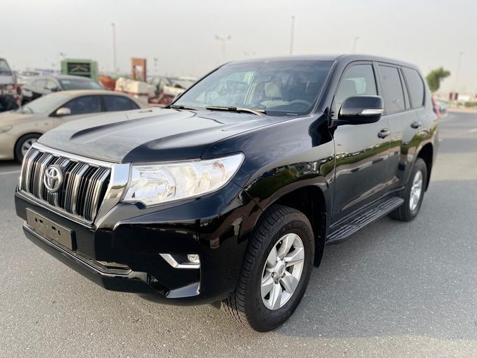 مستعملة Toyota Land Cruiser Prado 150 Series 150 Series Facelift 2, 2.7 l, 2018 في في دبي من Alhamd Motors، اللون أسود.  | AUTO.AE | إعلان #260054