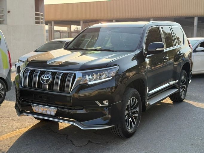 مستعملة Toyota Land Cruiser Prado 150 Series 150 Series Facelift 2, 2.7 l, 2017 في في دبي من HH MOTORS CORPORATION، اللون أسود. مواصفات الخليج | AUTO.AE | إعلان #260098