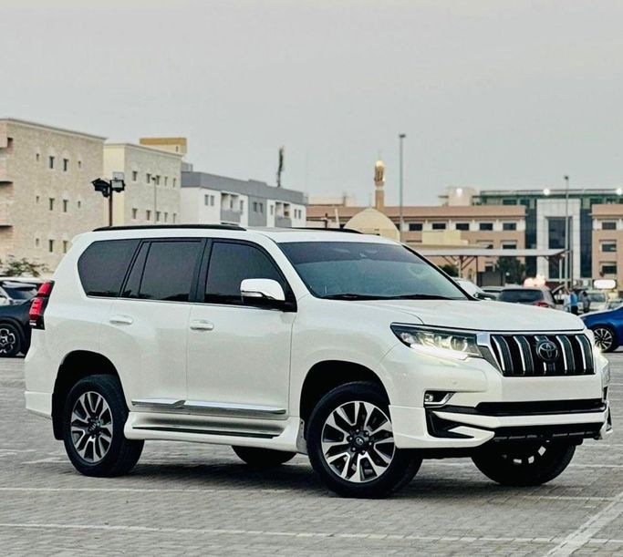 مستعملة Toyota Land Cruiser Prado 150 Series 150 Series Facelift 2, 2.8 l, 2023 في في دبي من HH MOTORS CORPORATION، اللون أبيض. مواصفات الخليج | AUTO.AE | إعلان #260106