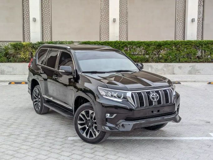 Подержанный Toyota Land Cruiser Prado 150 Series Рестайлинг 2, 4.0 л, 2018 в Дубае от NEW ABU TAJ MOTORS Черный цвет. GCC | AUTO.AE | Объявление #262729