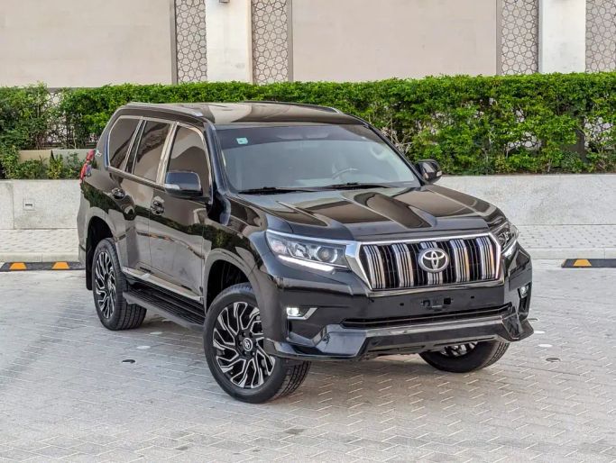 Подержанный Toyota Land Cruiser Prado 150 Series Рестайлинг 2, 2.7 л, 2020 в Дубае от NEW ABU TAJ MOTORS Черный цвет. GCC | AUTO.AE | Объявление #262739