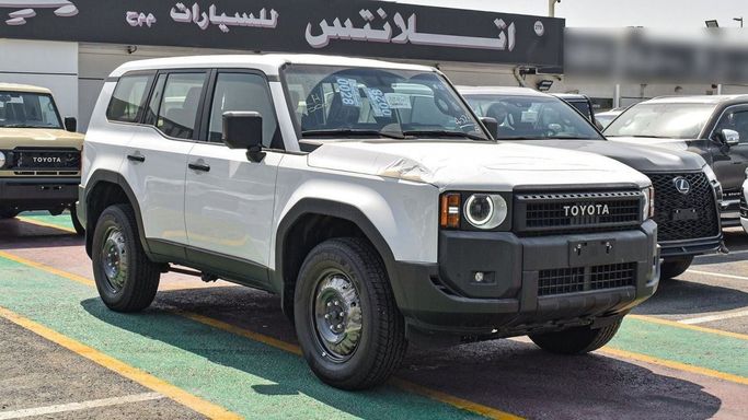 جديدة Toyota Land Cruiser Prado سلسلة 250, 2.4 l, 2024 في في دبي من Atlantis Motors FZE، اللون أبيض. مواصفات الخليج | AUTO.AE | إعلان #265355
