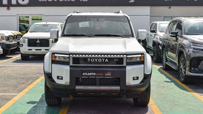 جديدة Toyota Land Cruiser Prado سلسلة 250, 2.4 l, 2024 في في دبي من Atlantis Motors FZE، اللون أبيض. مواصفات الخليج | AUTO.AE | إعلان #265356