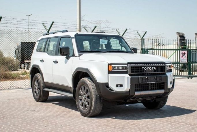 جديدة Toyota Land Cruiser Prado سلسلة 250, 2.4 l, 2024 في في دبي من Atlantis Motors FZE، اللون أبيض. مواصفات الخليج | AUTO.AE | إعلان #265404