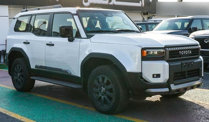 جديدة Toyota Land Cruiser Prado سلسلة 250, 2.4 l, 2024 في في دبي من Atlantis Motors FZE، اللون أبيض. مواصفات الخليج | AUTO.AE | إعلان #265487