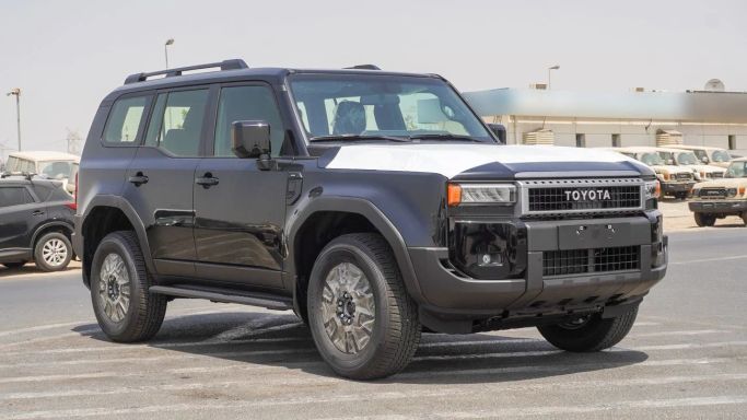 جديدة Toyota Land Cruiser Prado سلسلة 250, 2.4 l, 2025 في في دبي من Najem Motors، اللون أسود. مواصفات الخليج | AUTO.AE | إعلان #265677