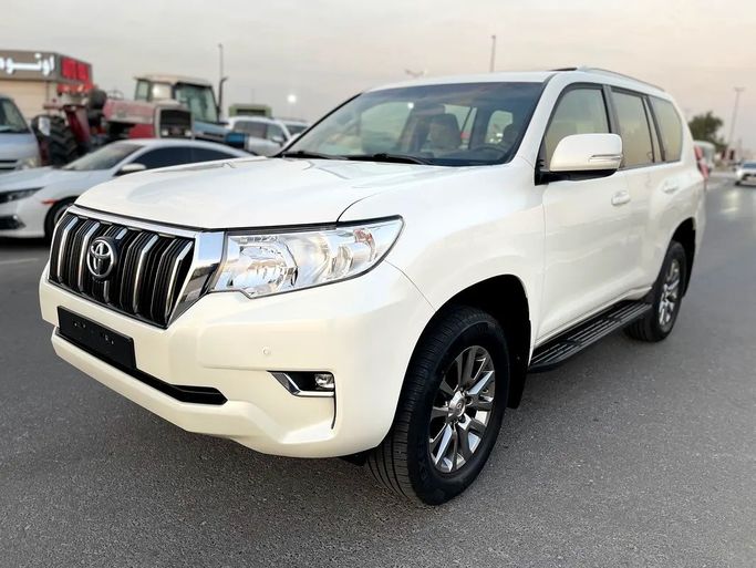 مستعملة Toyota Land Cruiser Prado 150 سلسلة 150 Series Facelift 3, 4.0 l, 2020 في في دبي من Shalimar، اللون أبيض. مواصفات الخليج | AUTO.AE | إعلان #271546