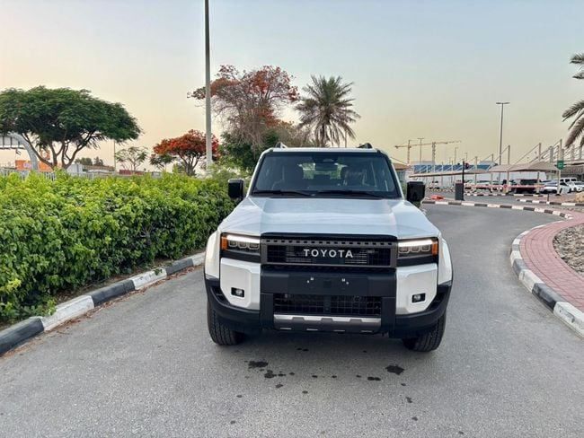 Новый Toyota Land Cruiser Prado 250 Series, 2.4 л, 2026 в ОАЭ, Дубай от GT MOTORS Белый цвет. GCC | AUTO.AE | Объявление #273265