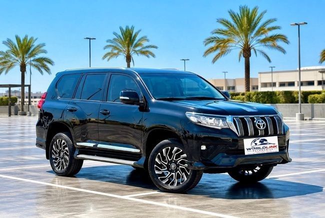 مستعملة Toyota Land Cruiser Prado 150 Series 150 Series Facelift 2, 2.7 l, 2019 في في الإمارات, دبي من WORLDLINK AUTOMOBILE FZE، اللون أسود. مواصفات الخليج | AUTO.AE | إعلان #277303