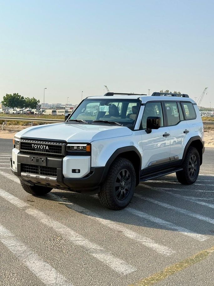 Новый Toyota Land Cruiser Prado 250 Series, 2.4 л, 2025 в ОАЭ, Дубай от Signature Motors FZE Белый цвет. GCC | AUTO.AE | Объявление #278464