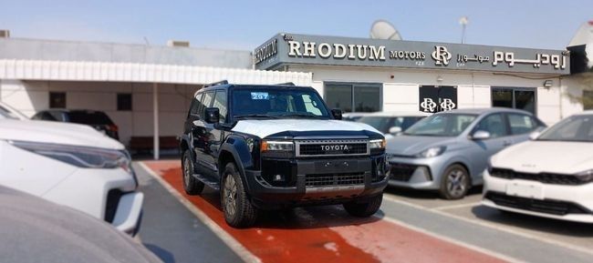 جديدة ⁦Toyota Land Cruiser Prado سلسلة 250، 2.8 l، 2025⁩ في في الإمارات, دبي من Rhodium Motors FZE، اللون أسود. مواصفات الخليج | AUTO.AE | إعلان #287121