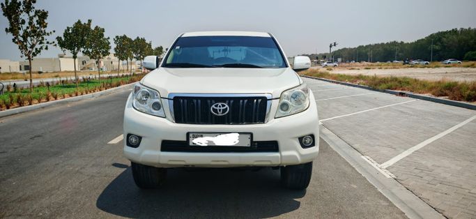 Used ⁦Toyota Land Cruiser Prado 150 Series, 4.0 l, 2010⁩ in UAE, Dubai by Shams Al Sabah Used Cars, White color. GCC Specs | AUTO.AE | Listing #288625