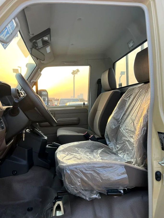 New Toyota Land Cruiser 70 Series Facelift 2, 4.0 l, 2025 in Dubai by ANDIAMO MOTORS FZE, Golden color. Other | AUTO.AE