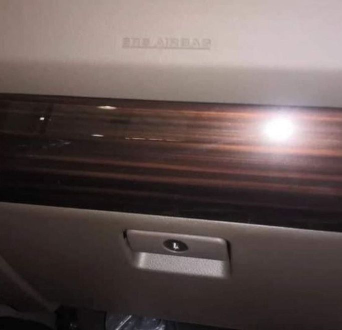 Новый Toyota Land Cruiser 70 Series Рестайлинг 2, 4.0 л, 2024 в Дубае от Mohamed Hakim Motors Желтый цвет. GCC | AUTO.AE