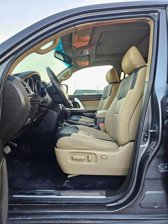 Новый Toyota Land Cruiser 200 Series, 4.0 л, 2011 в Дубае от SK Motors Серый цвет. GCC | AUTO.AE