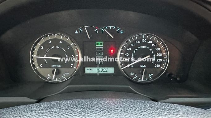 Used Toyota Land Cruiser 200 Series, 4.0 l, 2012 in Dubai by Alhamd Motors, White color. Other | AUTO.AE